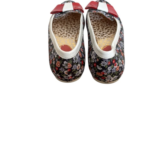 Poetic License Floral Flats with Red and White Accents - Picture 4 of 6